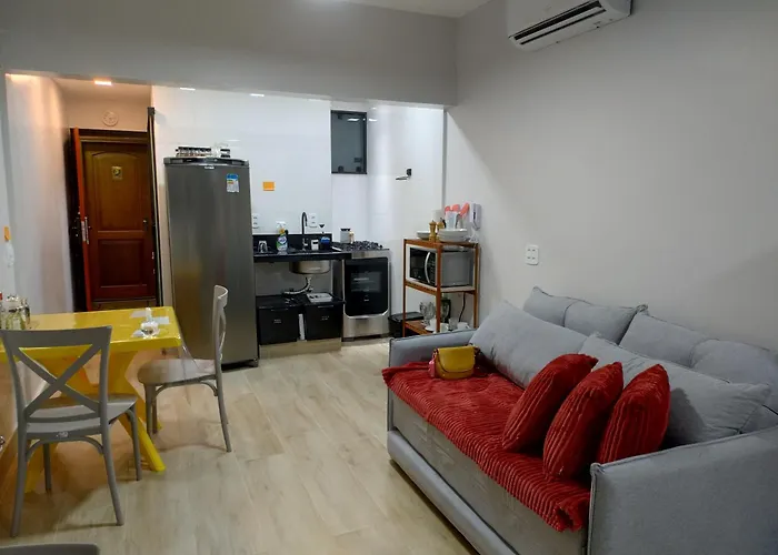 Studio novíssimo primeira quadra praia em Copacabana Rio de Janeiro